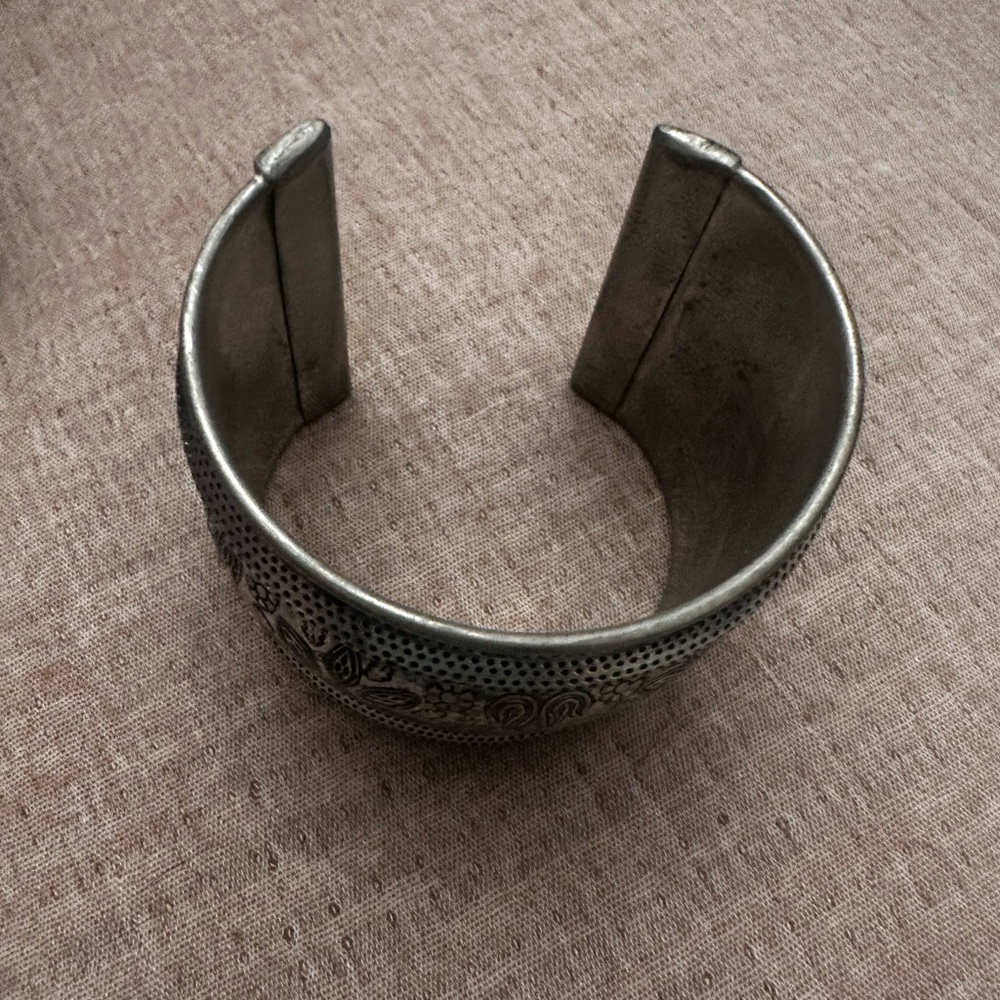 Silver Etched Cuff Bracelet - Picture 5 of 6